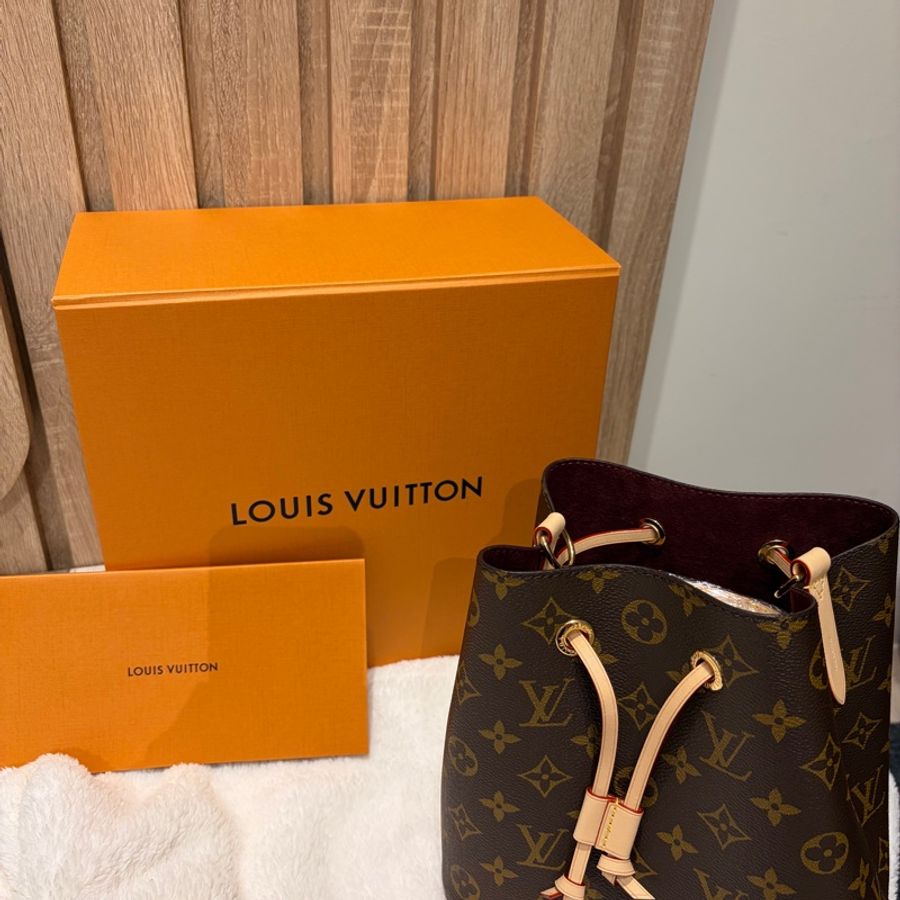 【專櫃正品】Louis Vuitton LV Neonoe BB 經典花紋老花水桶包(附雙肩帶)-0