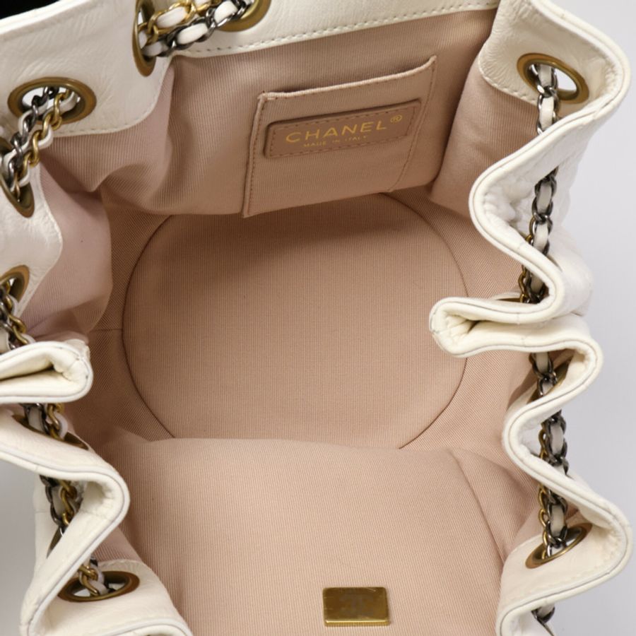 CHANEL 羊皮皮革Drawstring Bucket鏈帶肩背袋-4
