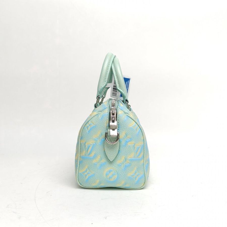 LOUIS VUITTON Sp20可拆卸肩帶牛皮晶片炫彩薄荷綠肩背包-3