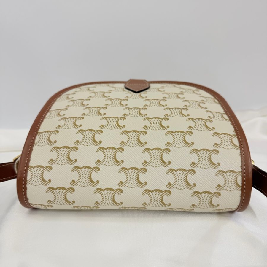 Lisa同款Celine 米白馬鞍包PVC咖牛皮邊金釦Medium folco-13