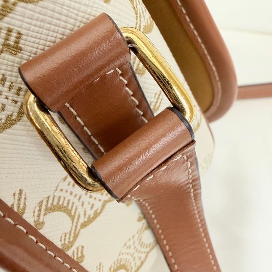 Lisa同款Celine 米白馬鞍包PVC咖牛皮邊金釦Medium folco-37