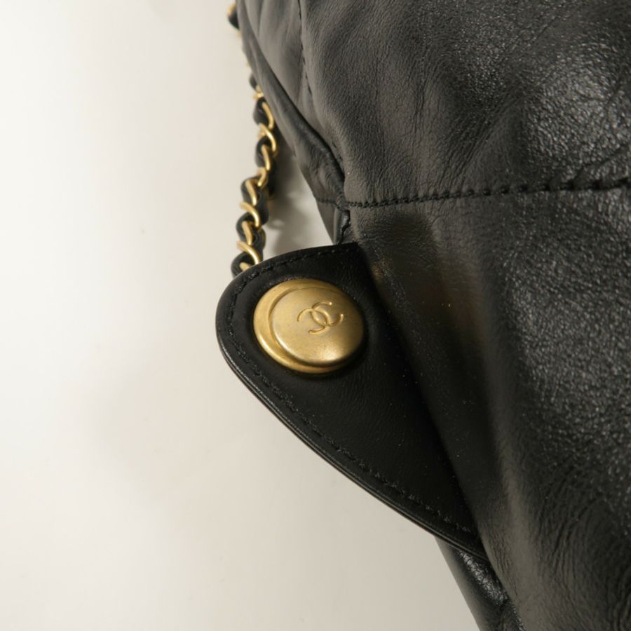 CHANEL 牛皮皮革Chanel 22 Backpack背包-13