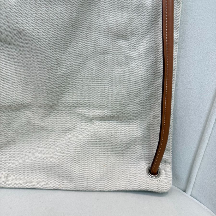 HERMES Toile Chevron Maline 帆布背包 XC543-9