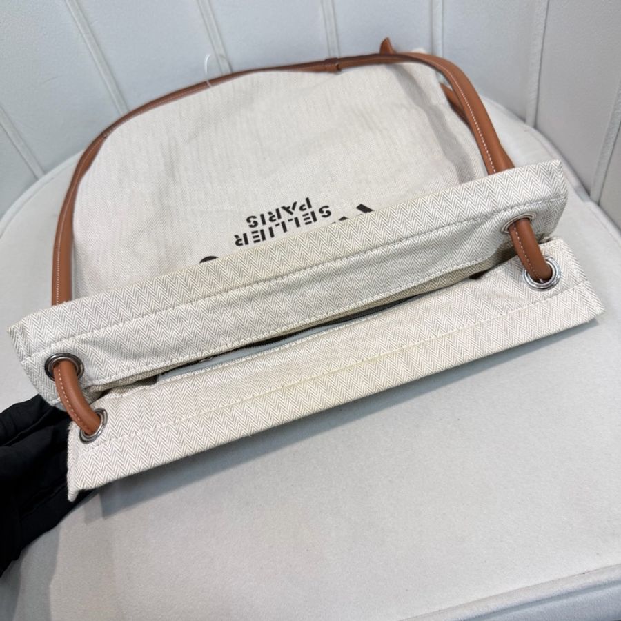 HERMES Toile Chevron Maline 帆布背包 XC543-14
