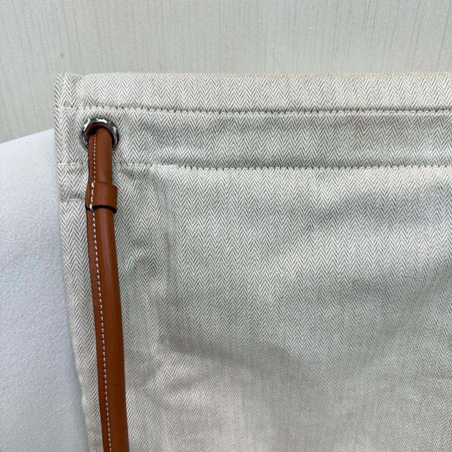 HERMES Toile Chevron Maline 帆布背包 XC543-27