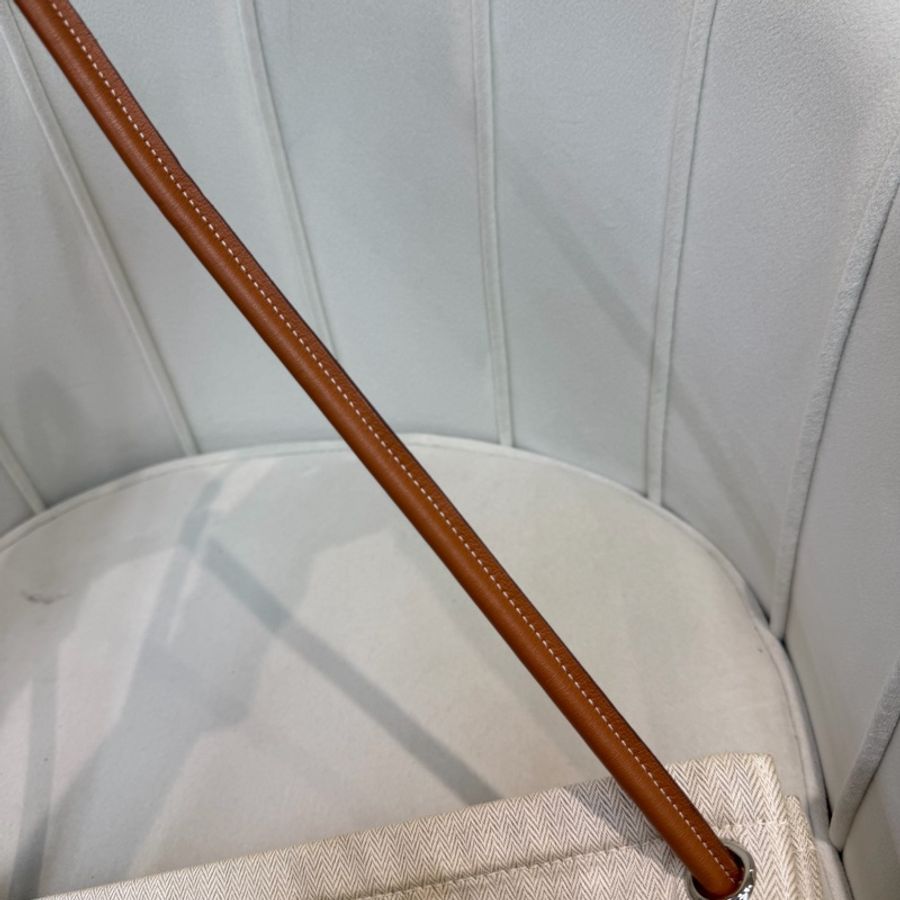 HERMES Toile Chevron Maline 帆布背包 XC543-29