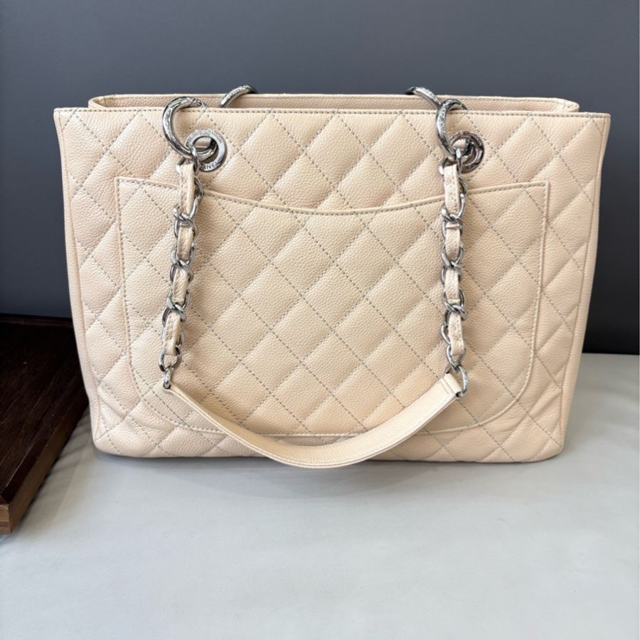 Chanel 米色荔枝紋牛皮Gst單肩包,33×25,97新-3