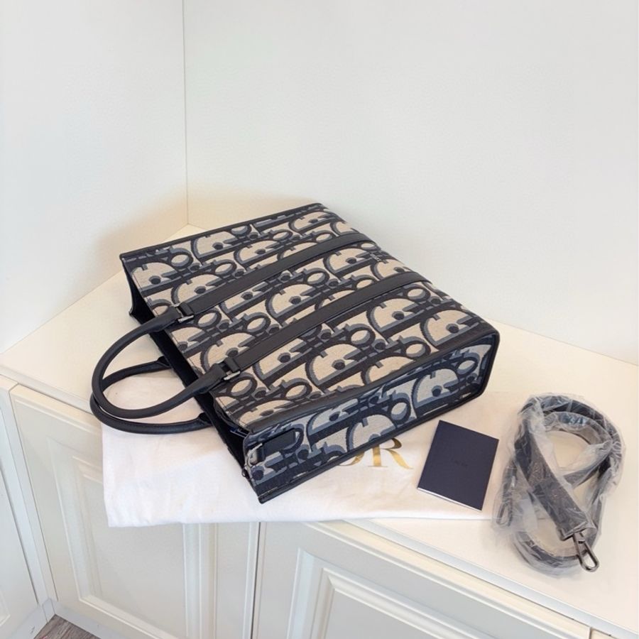 ✨Dior|East-West Oblique 老花大logo|托特包tote|99閒置新-6