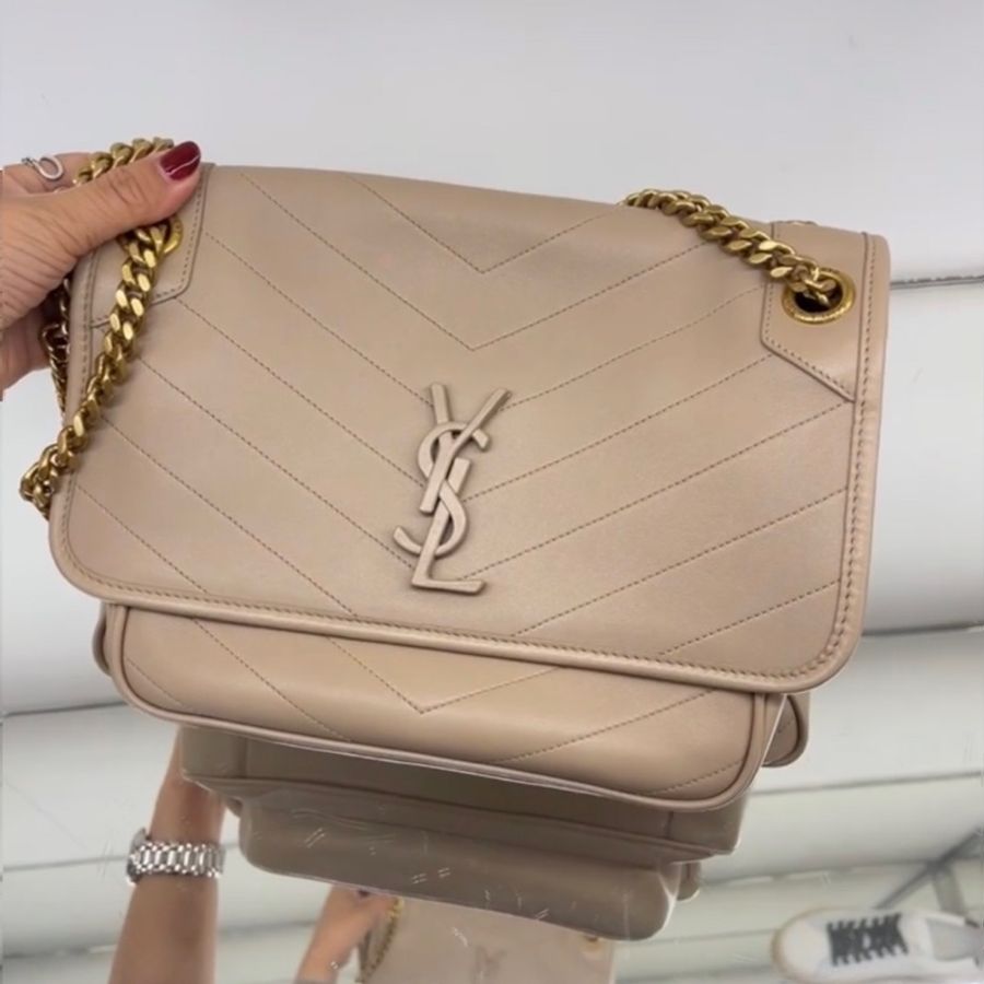 全新新款🈶購證❤️ #ysl #奶茶色 #D釦 #niki #中號-1