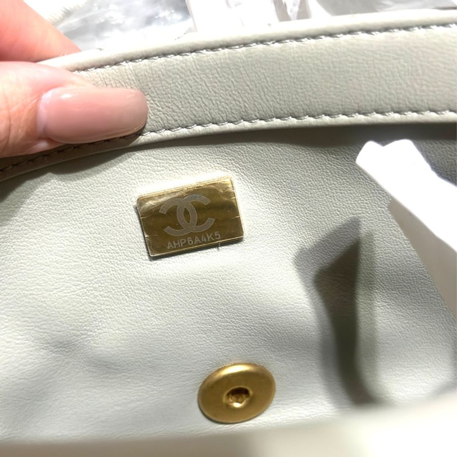 Chanel 17金球灰 金球方胖-5