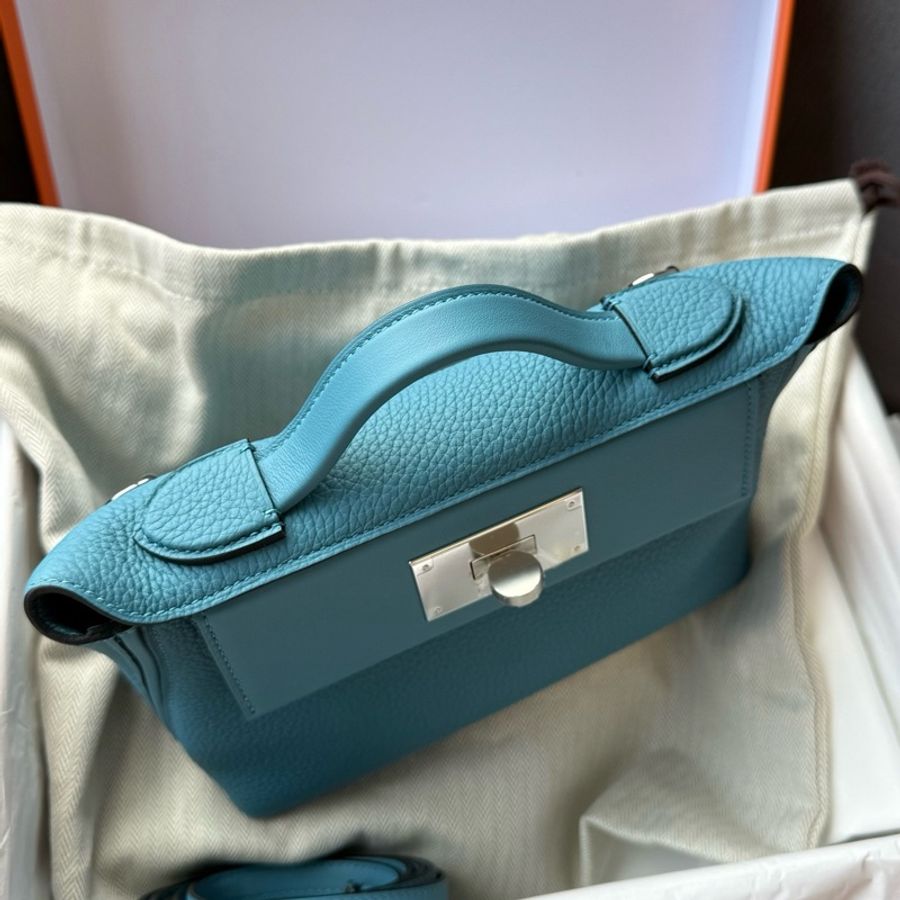 ✨愛馬仕Hermes mini 2424 牛仔藍手提包斜挎包 銀扣 togo皮 k刻配件:毛氈 塵袋 購票 本子-5