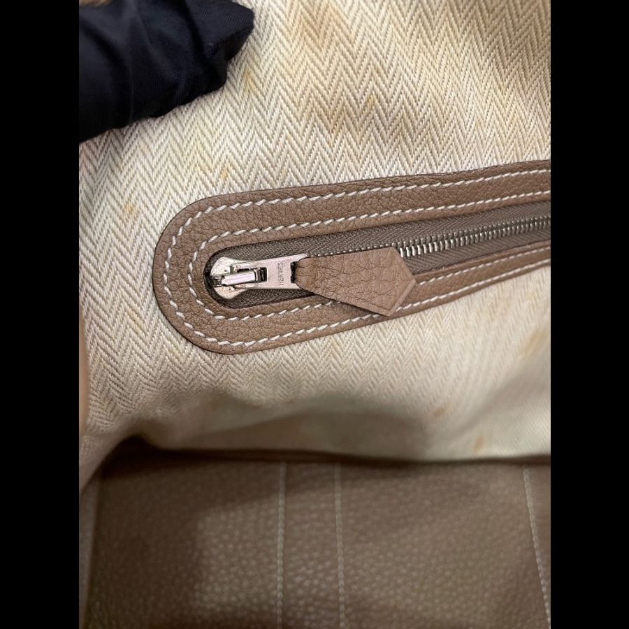 Hermes 花園包 30 大象灰 銀扣
顏色:大象灰
皮质:TC皮-27