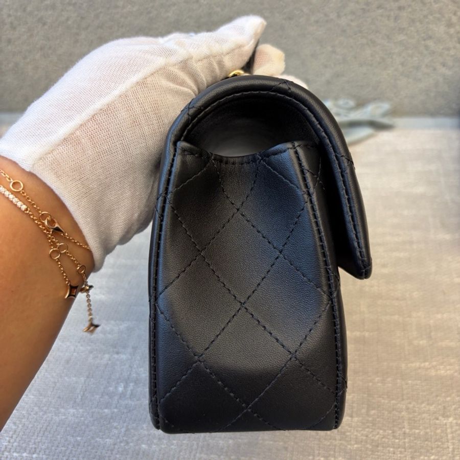 全新✨Chanel香奈兒25K蝴蝶結手柄大mini 黑金 手提包側背包 芯片款 附件:塵袋,蝴蝶結掛件 尺寸:20*13cm-5