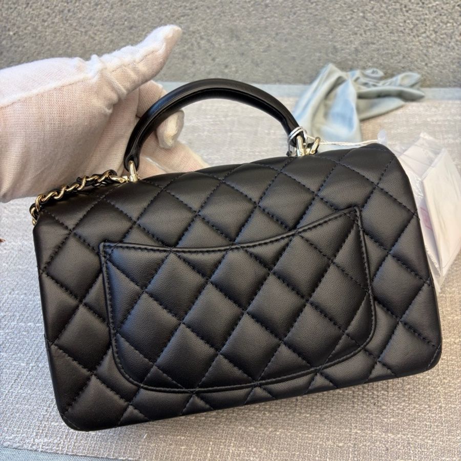 全新✨Chanel香奈兒25K蝴蝶結手柄大mini 黑金 手提包側背包 芯片款 附件:塵袋,蝴蝶結掛件 尺寸:20*13cm-7