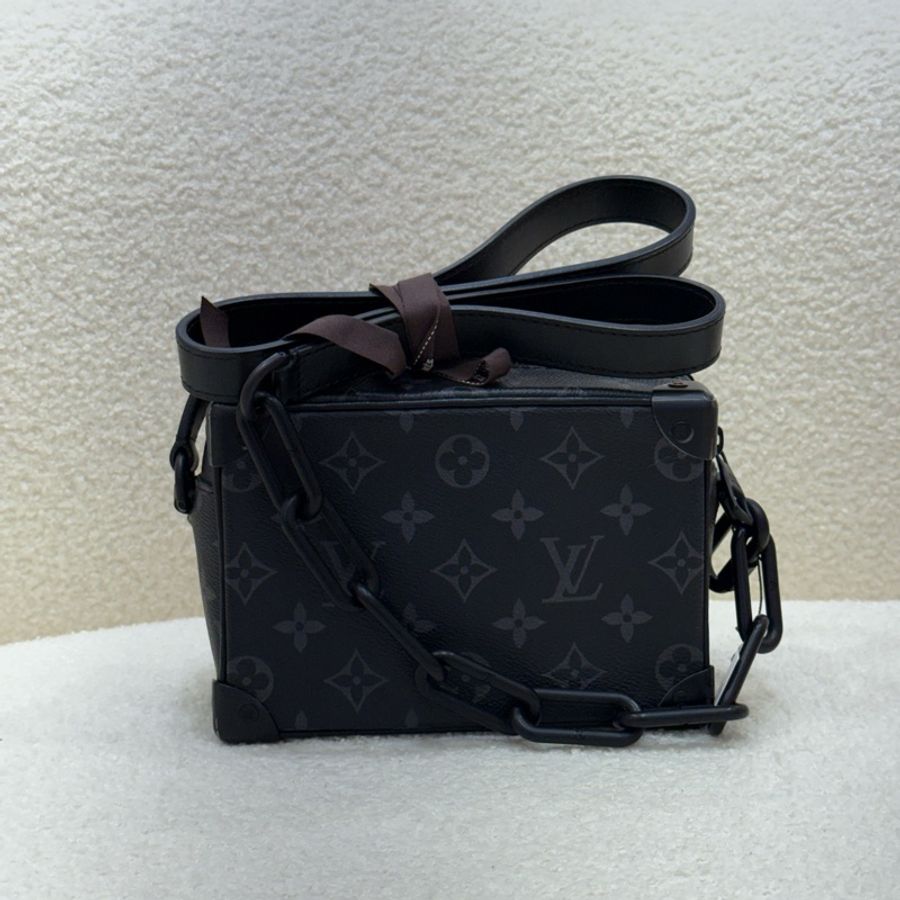 LV soft trunk 質感黑盒子-1