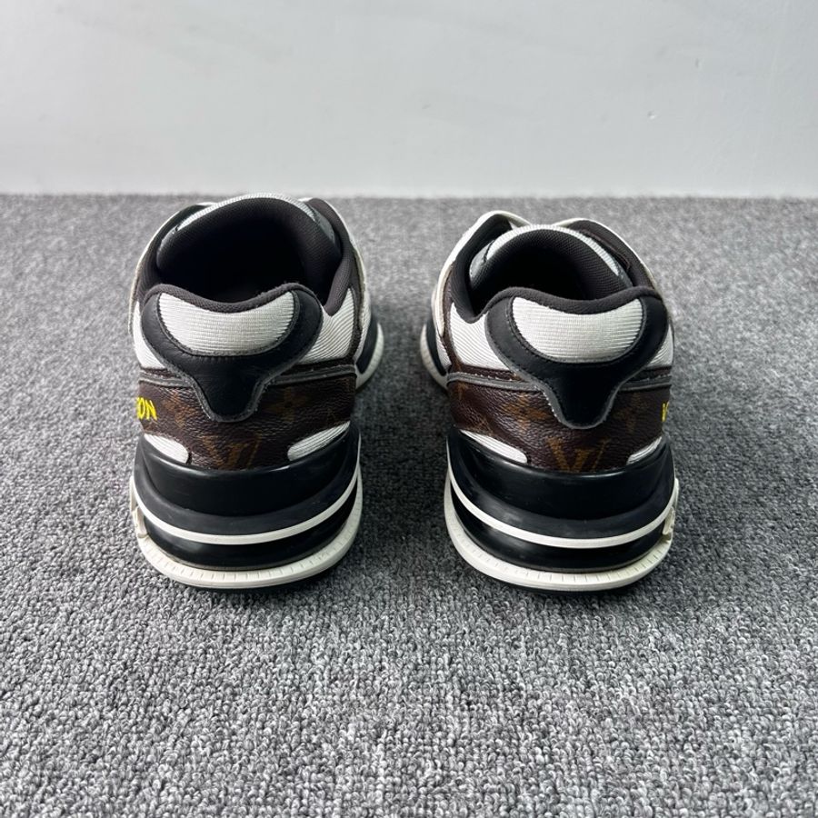 Louis Vuitton 路易威登 LV Trail 老花拼接跑鞋 白棕色 /41碼 /7碼 /95新-5