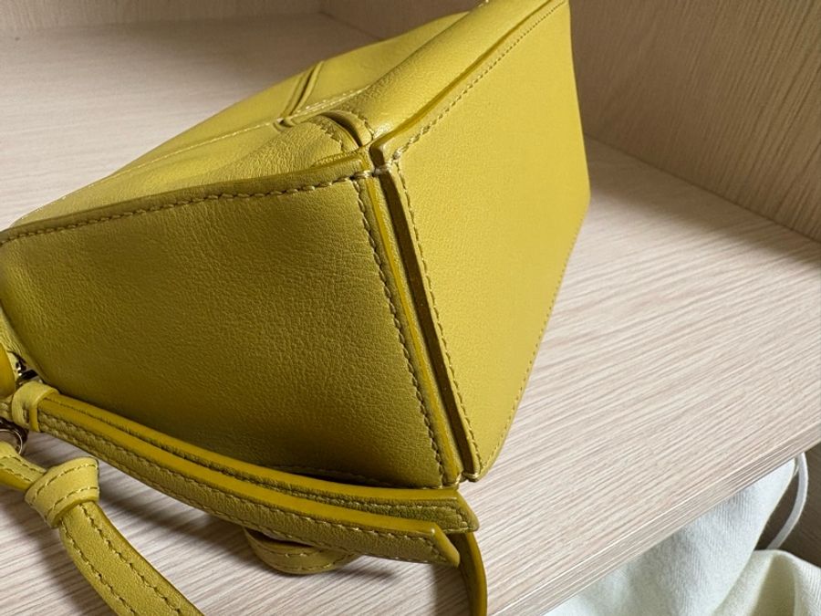 Loewe mini puzzle bright ochre 黃色 二手-4