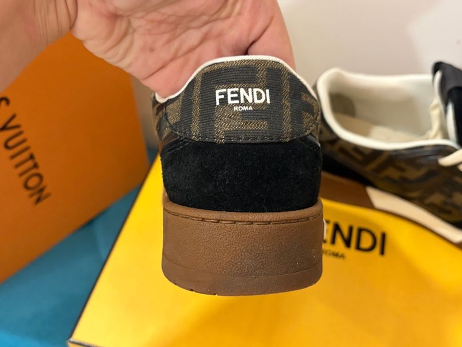 FENDI Match 黑色麂皮帆布低筒鞋 37/37.5-9