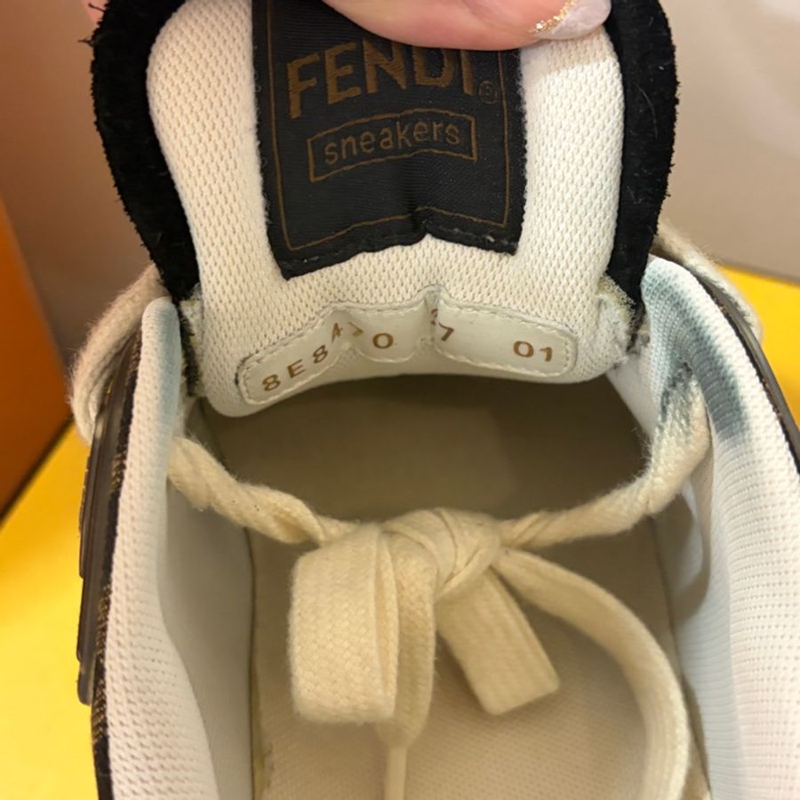 FENDI Match 黑色麂皮帆布低筒鞋 37/37.5-19