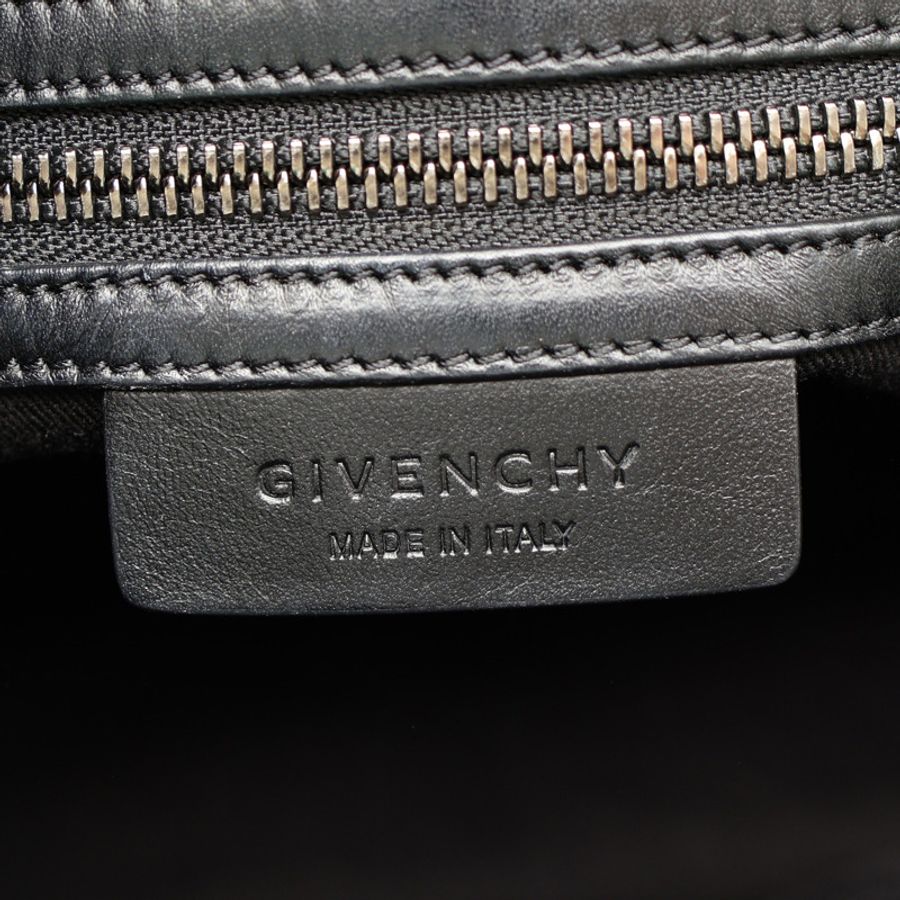 綠色 鰐魚壓紋牛皮 Antigona 兩用包【GIVENCHY 紀梵希】 BB05117-4