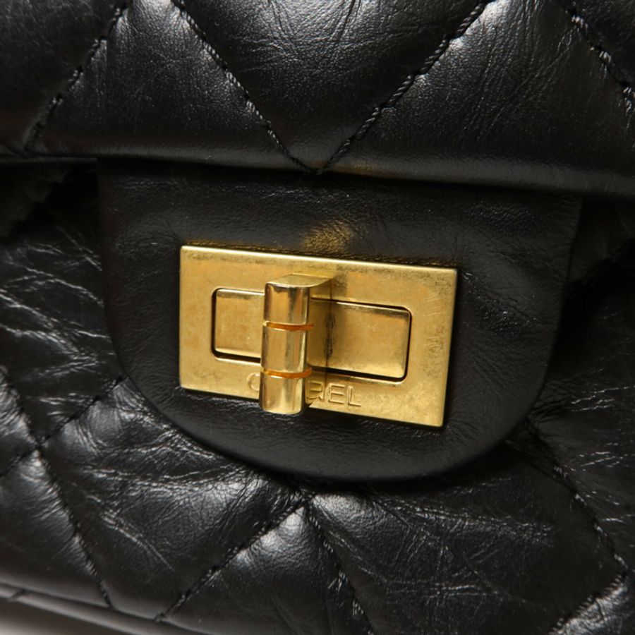 CHANEL 牛皮皮革2.55 Medium鏈帶肩背袋-9