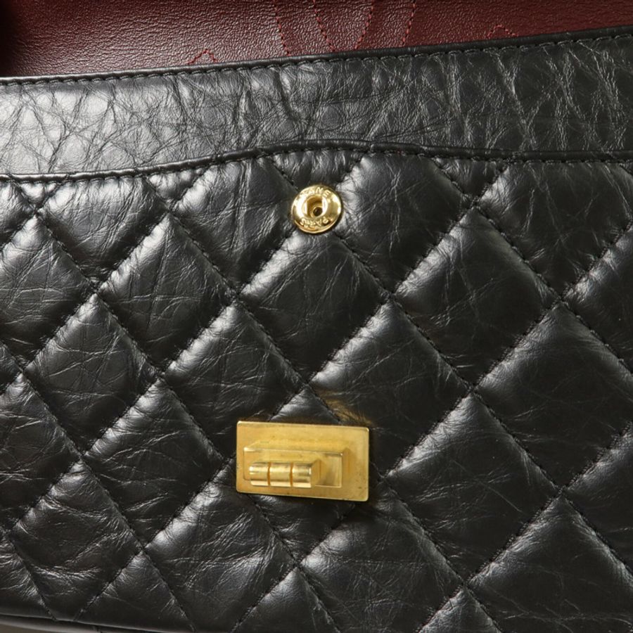 CHANEL 牛皮皮革2.55 Medium鏈帶肩背袋-10