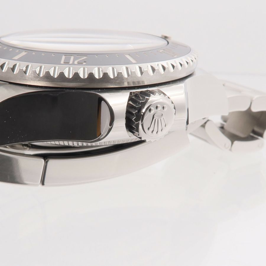 ROLEX Sea-Dweller Deepsea 116660-10