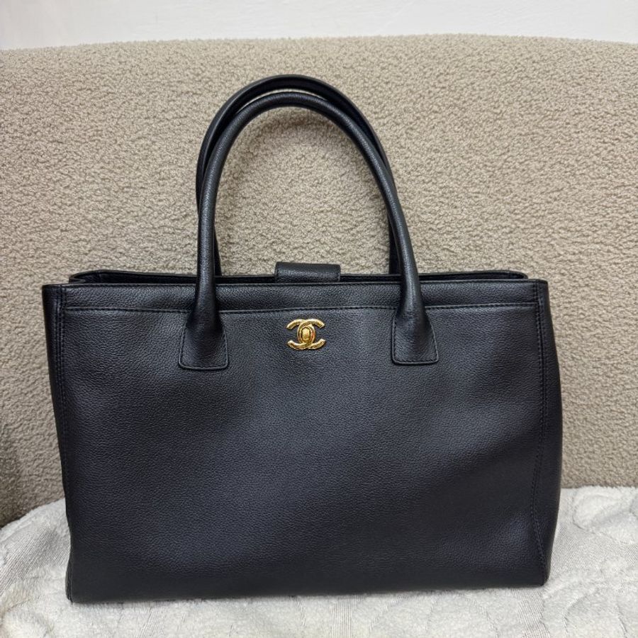 中古 Chanel 香奈兒 Cerf Small Black Calfskin Tote Bag GHW 黑色金扣小牛皮手提包-0