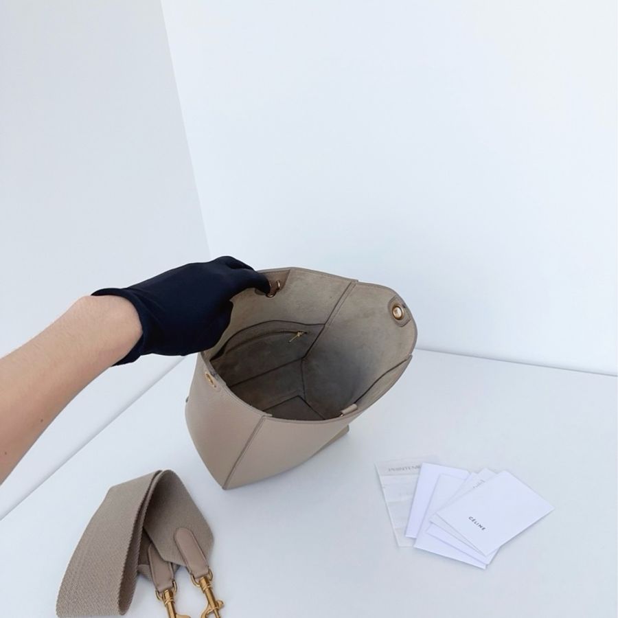 eline 賽琳 Sangle Bucket全皮水桶包-7