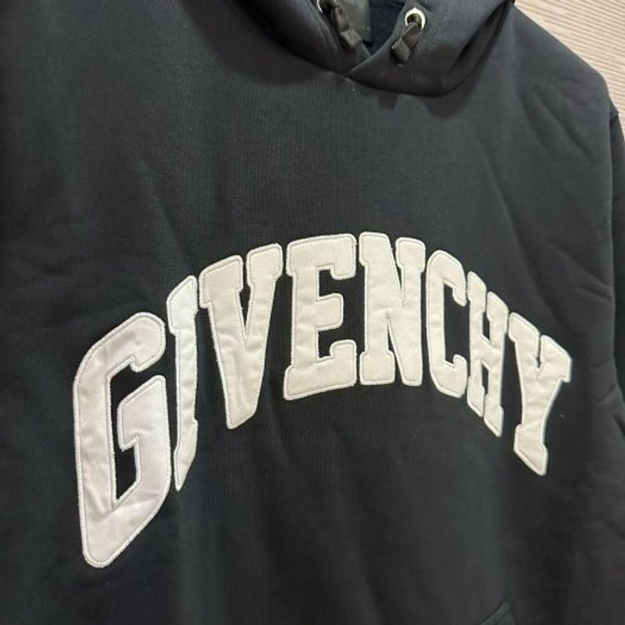 💎Han's house精品服飾💎 GIVENCHY 紀梵希 LOGO 帽T 現貨青年款-5