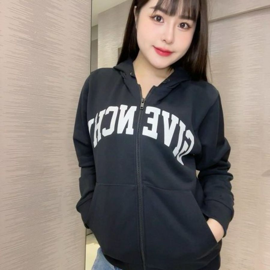 💎Han's house精品服飾💎GIVENCHY 紀梵希 4G 連帽 外套 現貨青年款-2