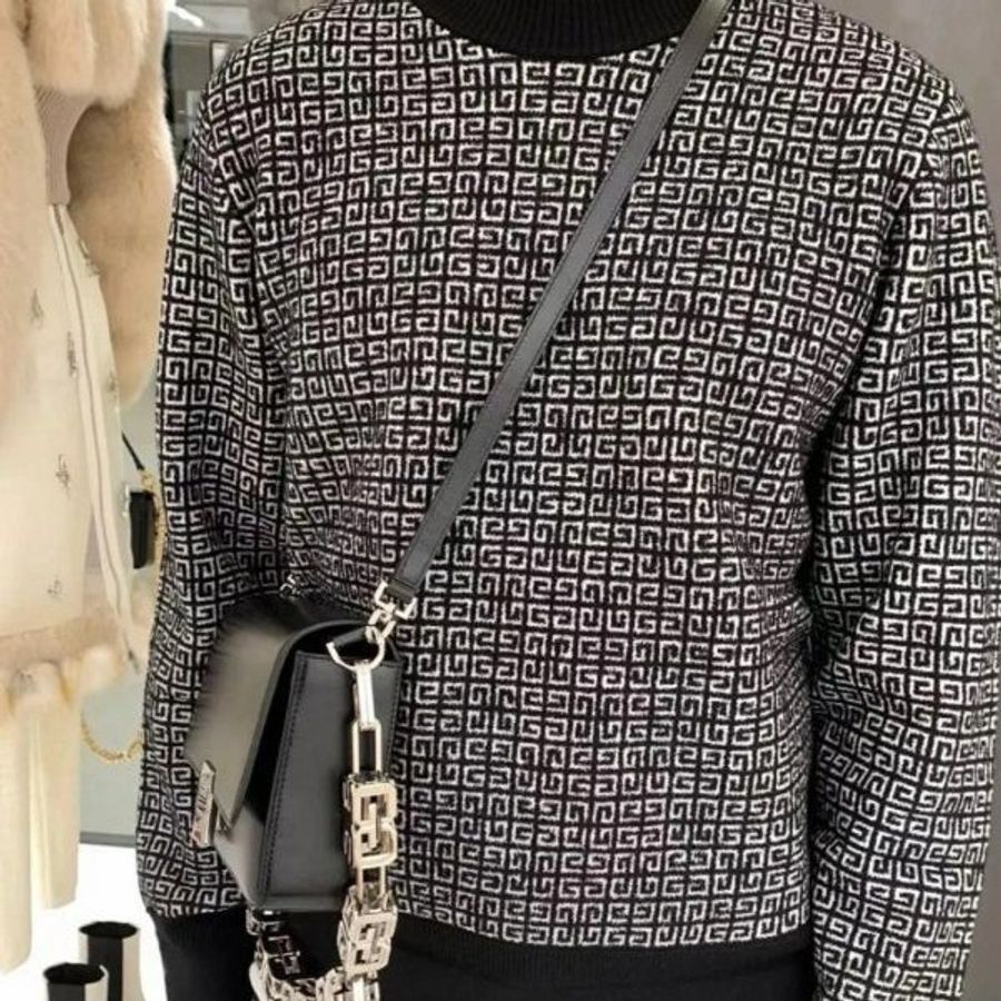 💎Han's house精品服飾💎GIVENCHY 紀梵希 針織衫 毛衣 可水洗 現貨 青年款-2