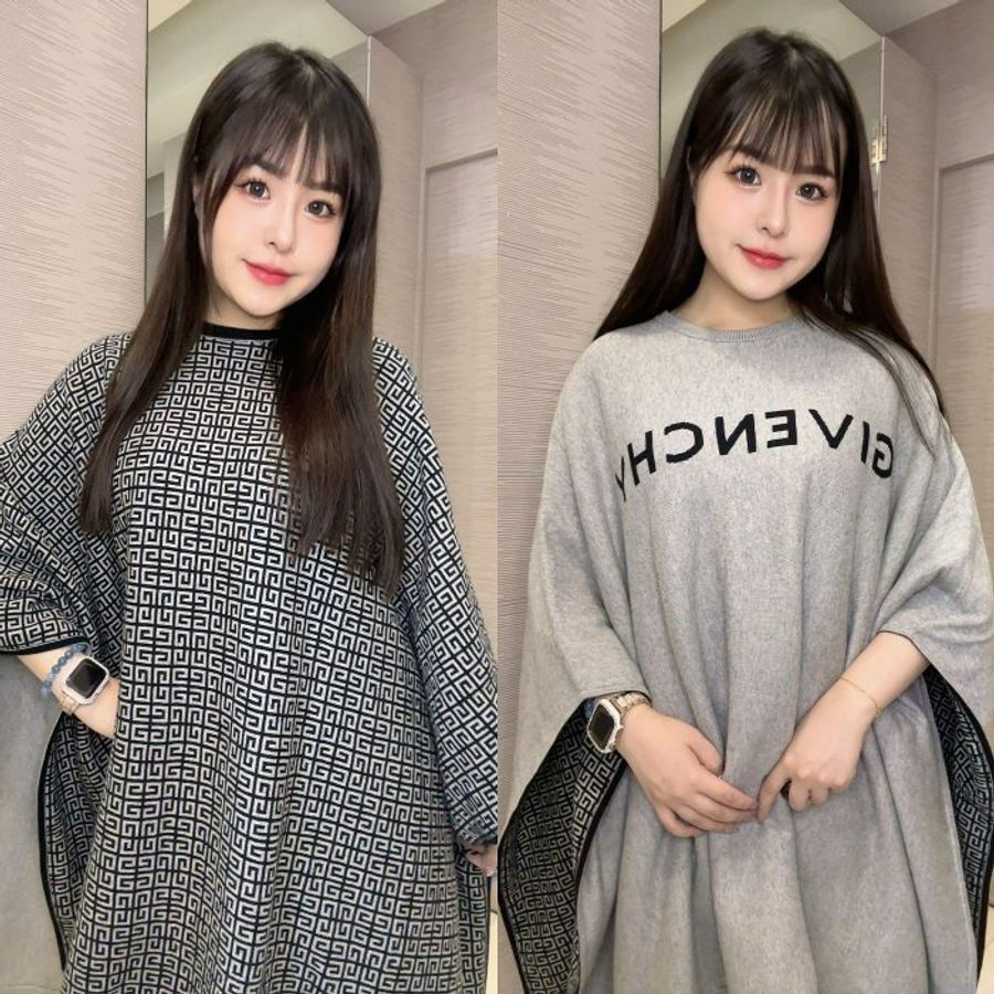 💎Han's house精品服飾💎 Givenchy 紀梵希 4G雙面斗篷 針織 毛衣 可手水洗 現貨青年款原價21900-3
