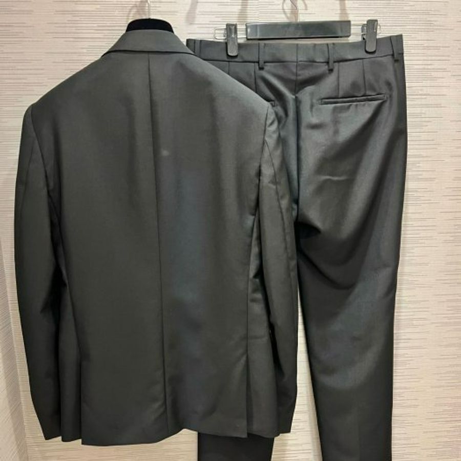 💎Han's house精品服飾💎GIVENCHY 紀梵希 西裝 外套 加 長褲 套裝 現貨48-1