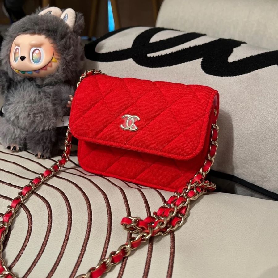 Chanel Mini Flap Bag with chain-2