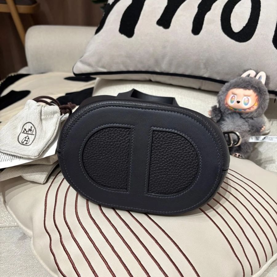 Hermes in the loop 18,3Y CABAN，STAMP B-5
