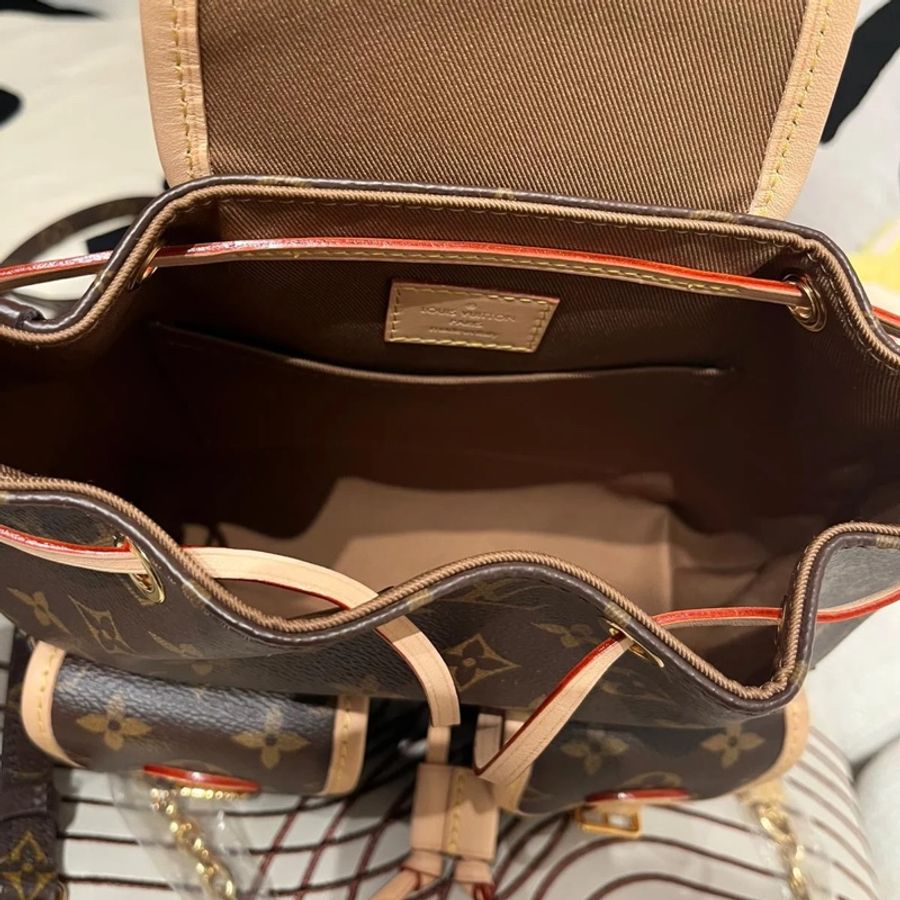 LV Excursion PM Backpack Monogram M46932-6