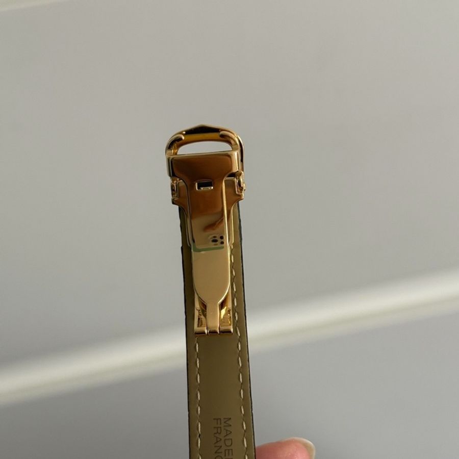 【巴黎名媛貴族同款👸🏻原價超貴‼️】Cartier 卡地亞 小旋風 石英女表 金包銀材質 外圈後鑲頂級鑽石 折疊表扣-8