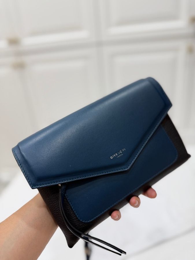 《仙闆名牌精品》GIVENCHY DUETTO 纪梵希 拼色 WOC 斜背包 肩背包 側背包-6