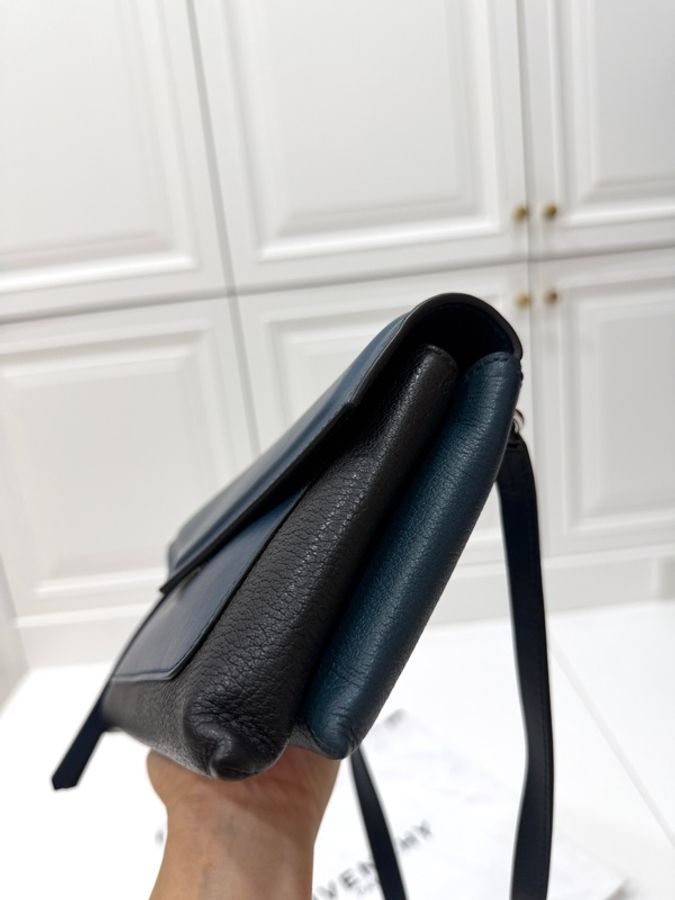 《仙闆名牌精品》GIVENCHY DUETTO 纪梵希 拼色 WOC 斜背包 肩背包 側背包-9