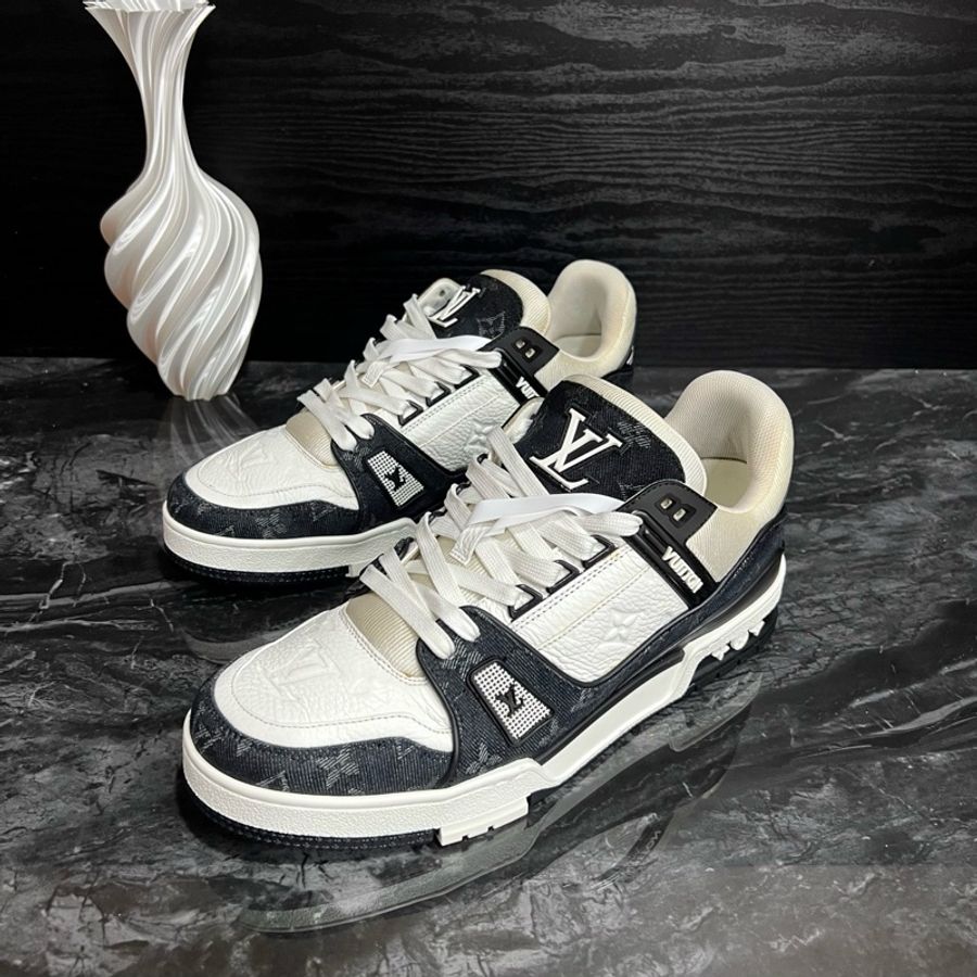 Louis Vuitton路易威登黑白牛仔Trainer板鞋 42碼99新-0