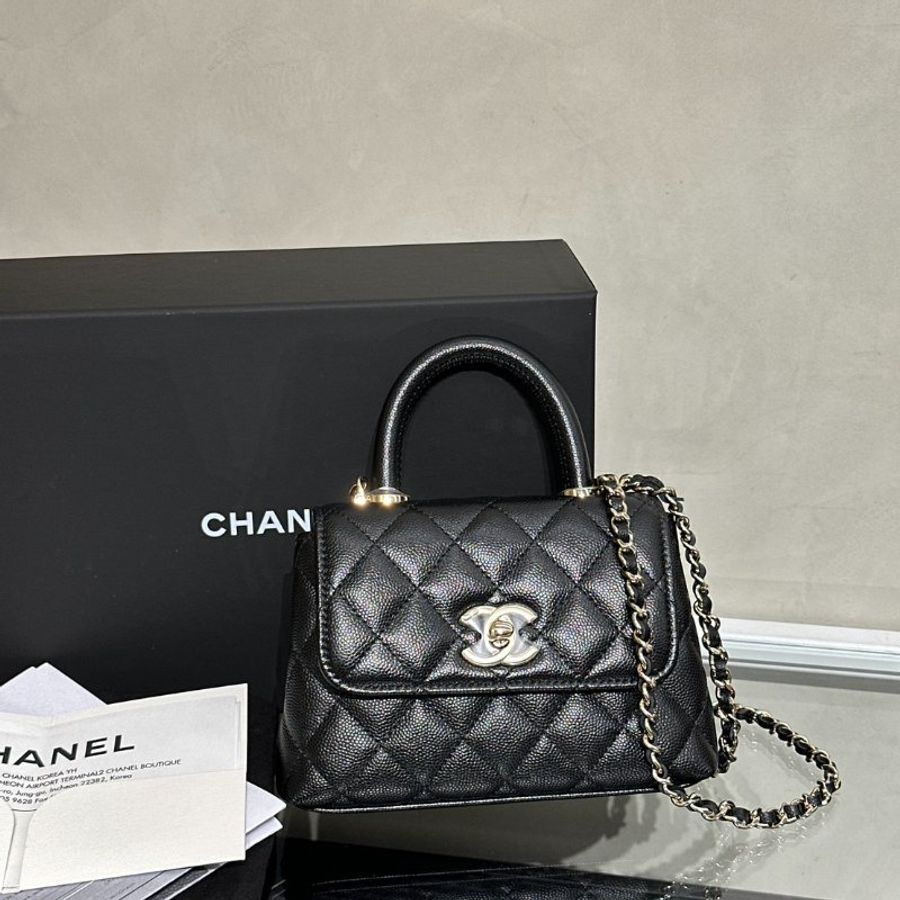 CHANEL Coco Handle - Nano黑金-9