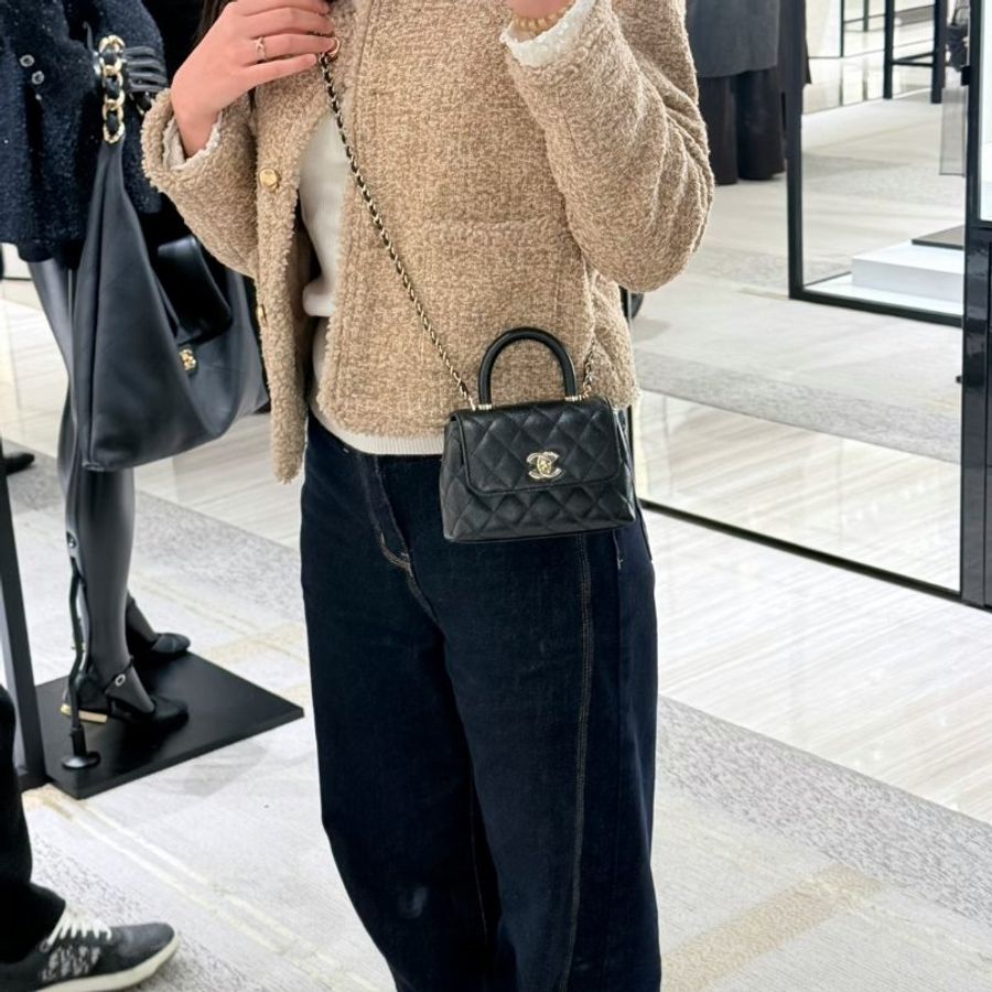 CHANEL Coco Handle - Nano黑金-10