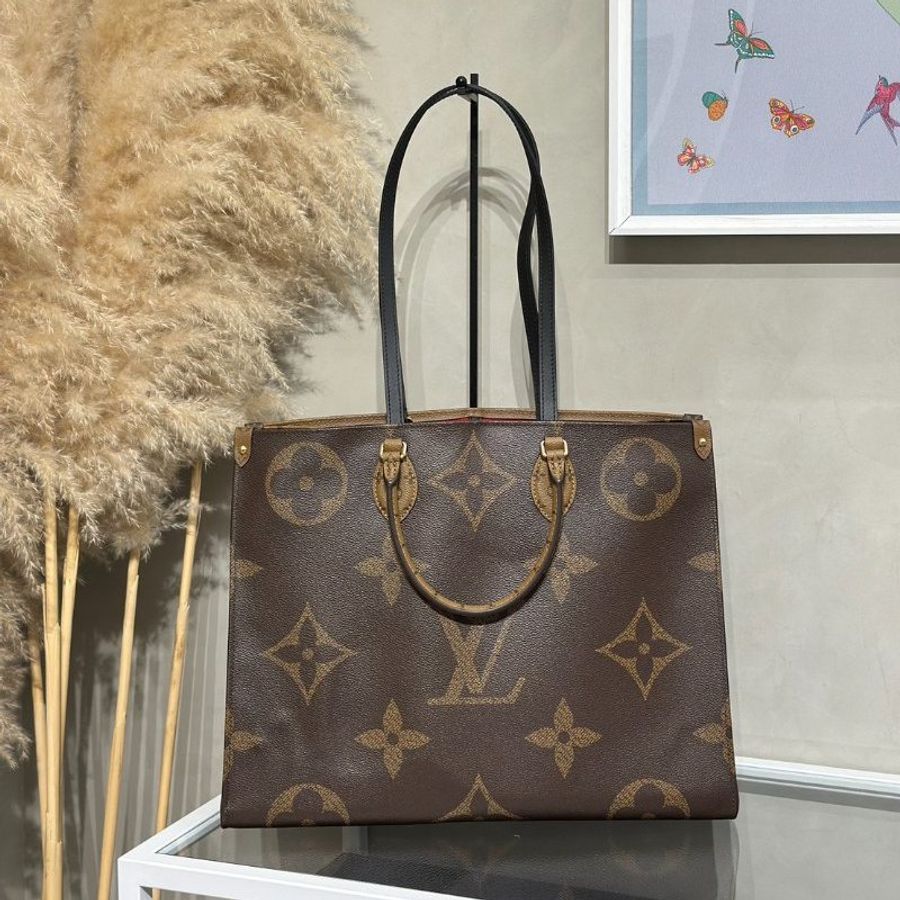 LOUIS VUITTON On The Go - GM拚色老花-0