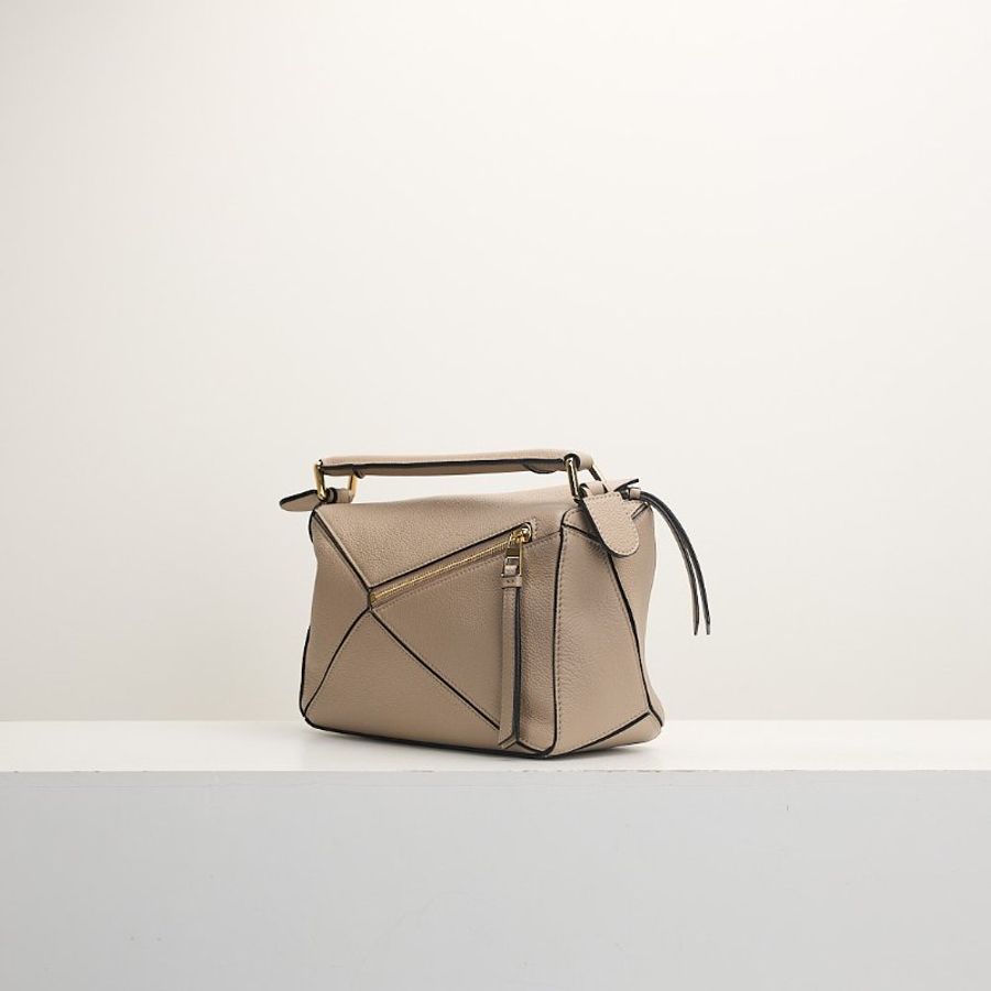 二手Loewe Puzzle small沙色-1