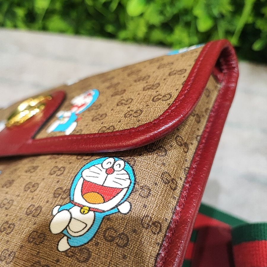 Gucci X Doraemon Waist Bag-8
