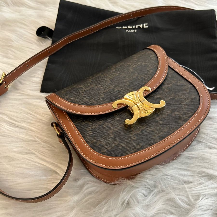 Celine triomphe 馬鞍 凱旋門 斜跨包 附防塵袋-7