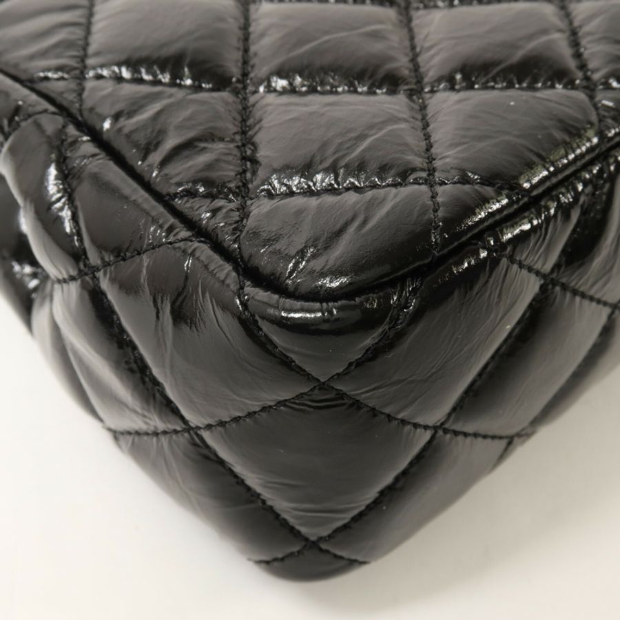 CHANEL 牛皮皮革Wavy CC Hobo Bag Small鏈帶肩背袋-14