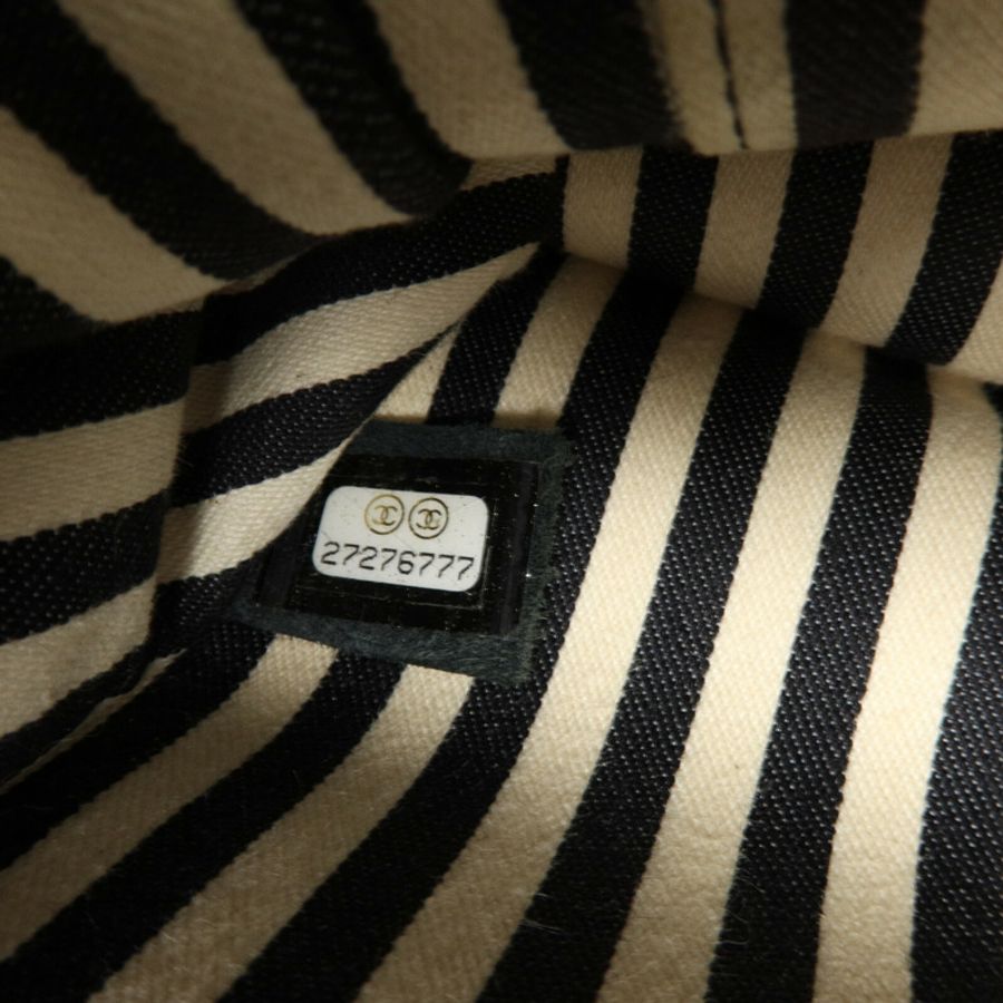 CHANEL 牛皮皮革Large Chevron Flap Bag鏈帶肩背袋-7