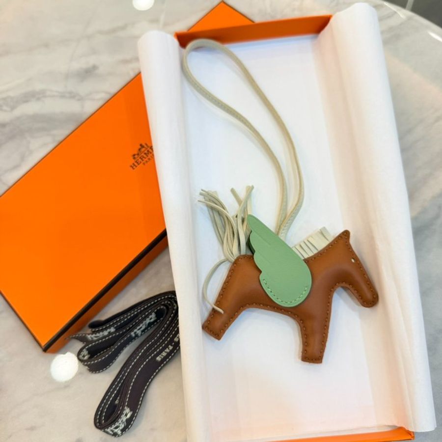 *SHIHNA名牌精品* HERMÉS 牛油果綠小飛馬-5